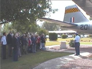 460amb04.jpg (21893 bytes)