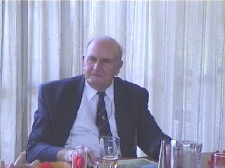 460amb22.jpg (16432 bytes)