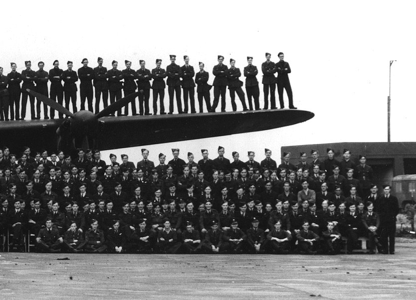 460grp11.jpg (101705 bytes)