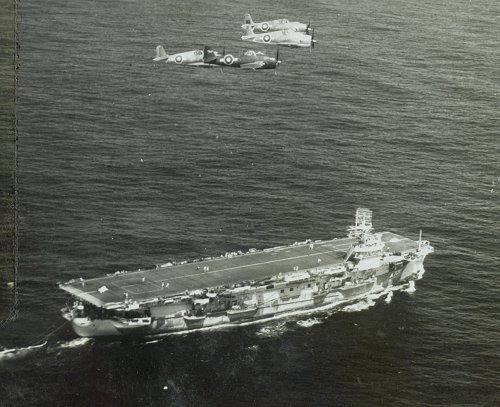 hmsruler01.jpg (52113 bytes)