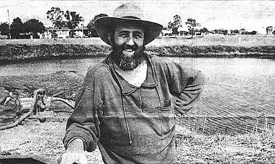 tkelly01.jpg (46992 bytes)